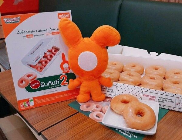 “แรบบิท ชวนชิม” อิ่มอร่อยที่ร้าน Krispy Kreme