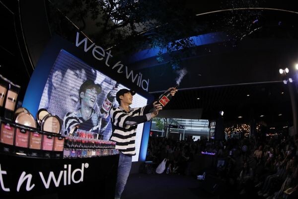 “เป๊ก ผลิตโชค-น้ำตาล-ซินดี้” ร่วมงาน “Wet n Wild Beauty Killing” กิจกรรมเวิร์คช้อป ขอแค่สวย และมั่นใจ ไม่ว่าสถานการณ์ไหน ก็ชนะได้เสมอ!