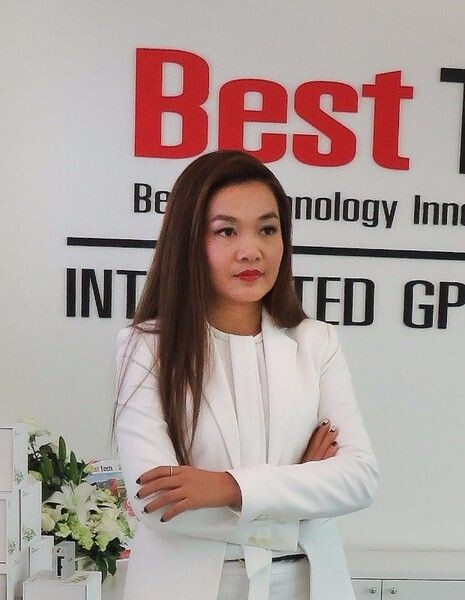 Gossip News: ผู้บริหารสาวสวย แห่งเบสท์เทค GPS Tracking Solution