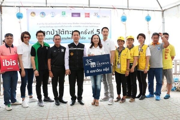 Holiday Inn Pattaya joins Corporate Social Responsibility 5th Reforestation under the sea at at Lan Pho Public Park in Naklua Pattaya