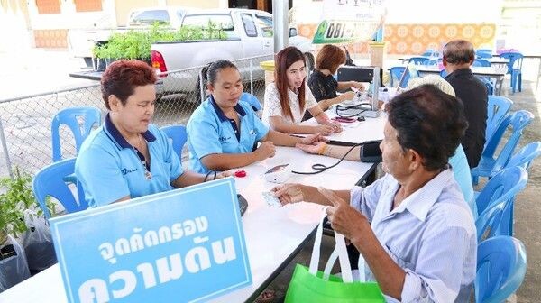 คืนประโยชน์สู่สังคม ลอกคลองส่งน้ำชลประทาน สร้างเสริมสุขภาพชุมชน