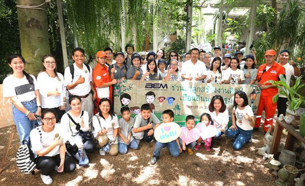 ภาพข่าว: BEM ชวนแม่ลูก สร้างงานศิลป์ เยือนถิ่นนครปฐม