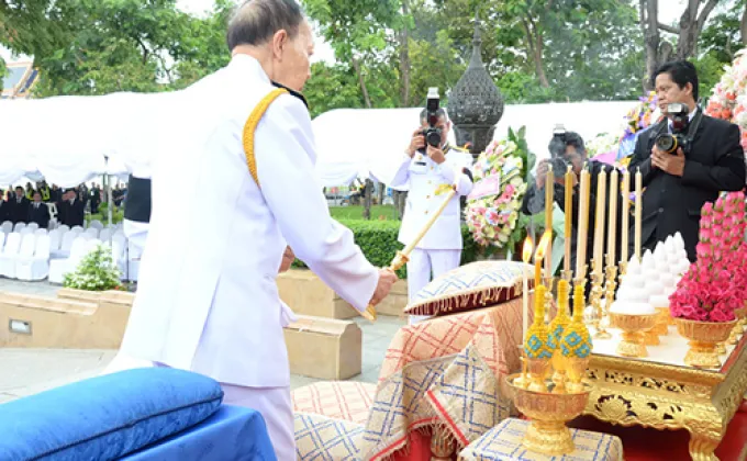 พิธีถวายราชสักการะพระบรมราชานุสาวรีย์