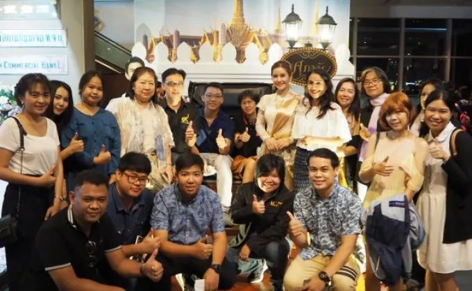 ภาพข่าว: ศุภาลัย พาสื่อมวลชนชมละครเวที