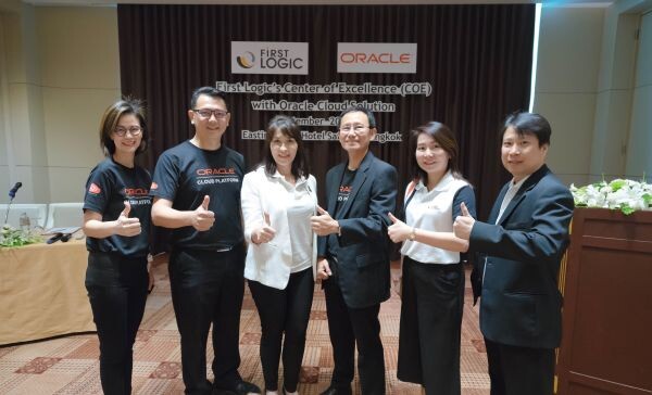 ภาพข่าว: เฟิร์ส ลอจิก ร่วมกับ ออราเคิล เปิดตัว Center of Excellence ศูนย์เผยแพร่เทคโนโลยีและโซลูชั่นเพิ่มความสามารถให้ธุรกิจและองค์กรทุกระดับ