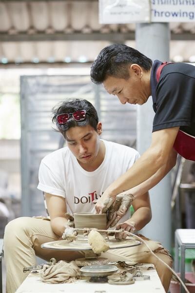 ตามติดพระเอกหล่อเซอร์ “กรรณ สวัสดิวัตน์ ณ อยุธยา” ขึ้นดอยไปทำดี