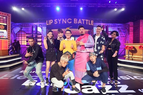 ทีวีไกด์: รายการ “LIP SYNC BATTLE THAILAND” เซอร์ไพร์สหนัก!!! “โจ๊ก” แปลงร่างเป็นโนบิตะ “ป๊อป” แต่งหญิงครั้งแรก “บุดด้าเบลส-ซาซ่า” ขึ้นแจมบนเวที