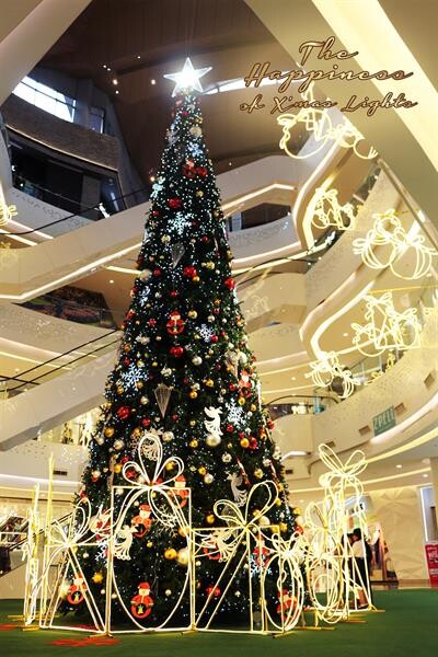 “The Happiness of x'mas Light” แสงแห่งเทศกาลแห่งสุข ตระการตากับระฆังทองยาวกว่า 2 กิโลเมตร