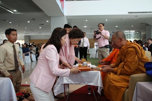 ทำบุญอายุวัฒนมงคลครบรอบ 85ปี “ดร.มาลินี พุคยาภรณ์”ผู้รับใบอนุญาตจัดตั้ง ม.ศรีปทุม พร้อมมอบทุนการศึกษา 200,000 บาท