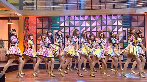 ทีวีไกด์: รายการ “เจ๋อกันวันเสาร์” สตูฯแทบแตก!! วง “BNK48”  บุกรายการ “เจ๋อกันวันเสาร์”