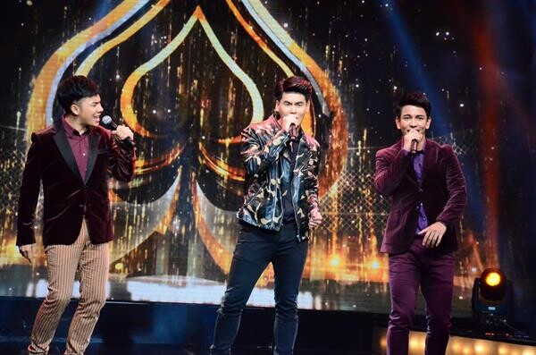 ทีวีไกด์: รายการ “4โพดำ The Battle” เวที “4โพดำ The Battle” ไฟลุก!! “ฮั่น” เจอ “ไอซ์” Danceกระจาย