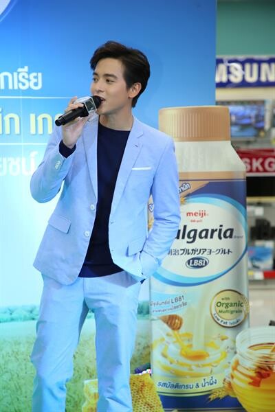 เจมส์จิ ท้าลองโยเกิร์ต ผสมธัญพืชออร์กานิก อร่อยลงตัวในขวดเดียว