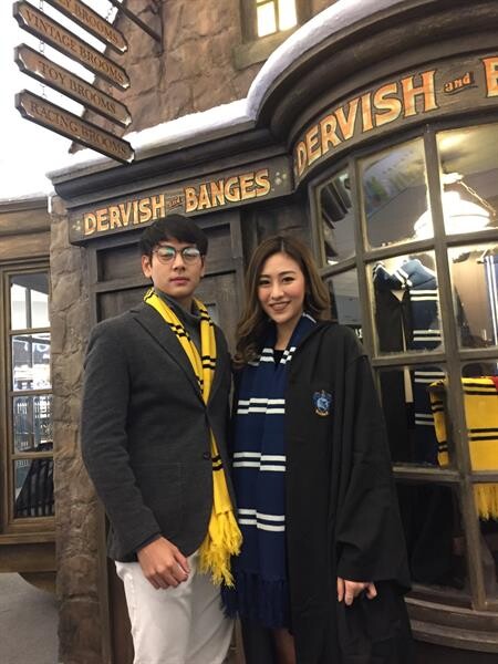 โค้งสุดท้าย "Harry Potter Christmas in the Wizarding World"