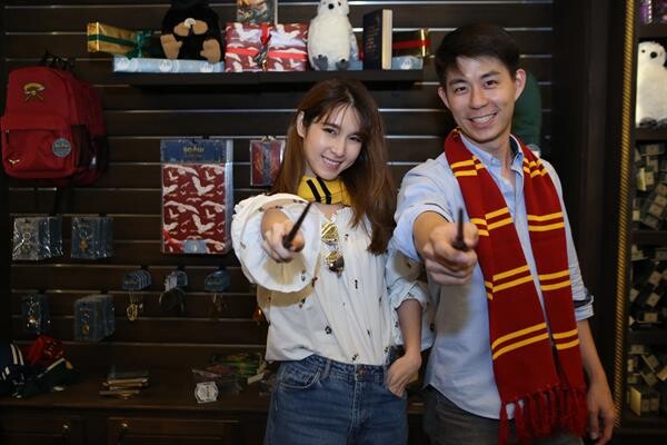 โค้งสุดท้าย "Harry Potter Christmas in the Wizarding World"