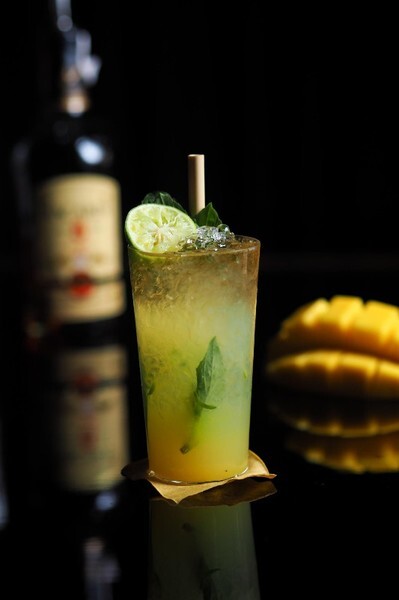 เมนูค็อกเทลคลาสสิคใหม่ล่าสุด Flourish Cocktail ณ เดอะ แบมบู บาร์ โรงแรมแมนดาริน โอเรียนเต็ล กรุงเทพฯ