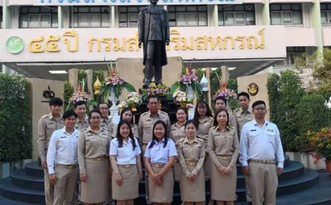 ภาพข่าว: ร่วมพิธีสักกะระพระบิดาสหกรณ์ไทย