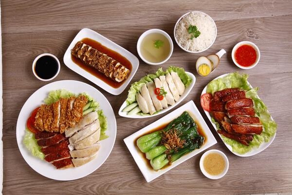 แนะนำร้านอาหารใหม่ Sergeant Kitchen (เซอร์เจนท์ คิทเช่น) ข้าวมันไก่สิงคโปร์ระดับพรีเมี่ยม ความอร่อยที่ลงตัว ได้ชิมแล้วจะติดใจ