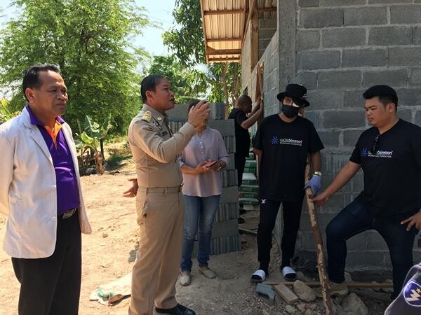 มูลนิธิเวิร์คพอยท์ นำจิตอาสาลงพื้นที่จ.อุบลฯ  ร่วมแรงร่วมใจสร้างบ้านให้น้องเป้ย “ไมค์ทองคำเด็ก”