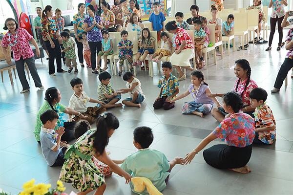 'สาธิตกรุงเทพธนบุรี’ จัดประเพณีสงกรานต์ ปลูกฝังความเป็นไทย ให้เด็กๆ ตั้งแต่วัยเยาว์