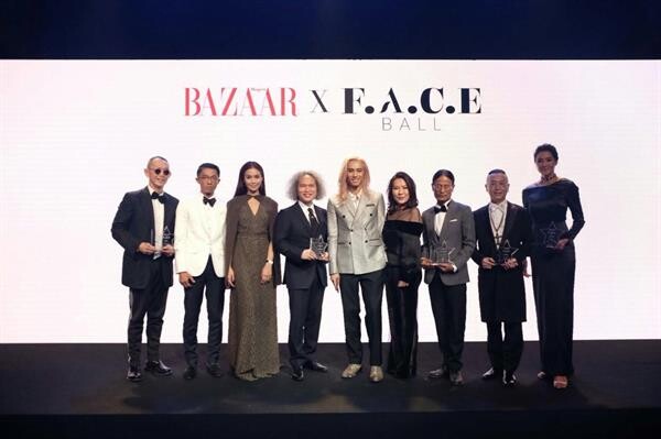 ภาพข่าว: หม่อมน้อยรับรางวัล F.A.C.E. Awards 2018