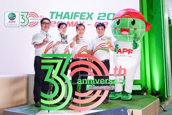 ภาพข่าว: เปิดบ้านอำพลฟูดส์ 30 ปี สุขภาพดีด้วยกัน ในงาน Thai FEX World Food Asia 2018