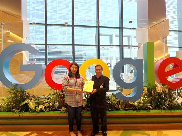 ภาพข่าว: บมจ.เน็ตเบย์ เยี่ยมชมออฟฟิศ Google สิงคโปร์