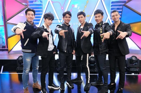 หนุ่มๆ“7 Wonders” สุดแสบ!! ป่วนรายการ “สวัสดี Station” 2พิธีกรกุมขมับ!!