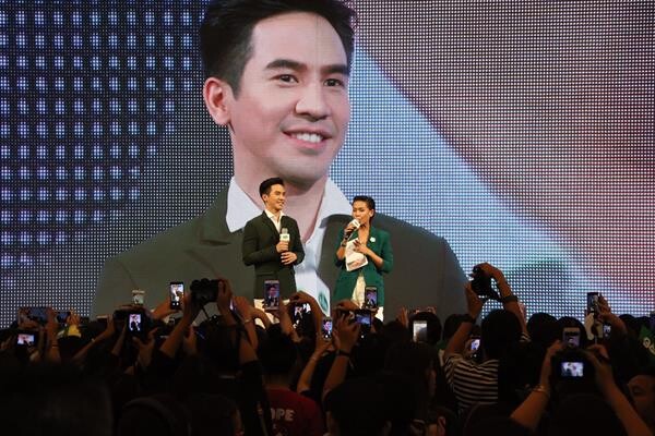 เบทาโกรรุกตลาดไส้กรอกครั้งใหญ่ ดึง โป๊ป – ธนวรรธน์ เป็นพรีเซนเตอร์ ไส้กรอกรมควันคนแรก ผ่านแคมเปญ ' อร่อยใช่...สัมผัสไหนก็โดน’