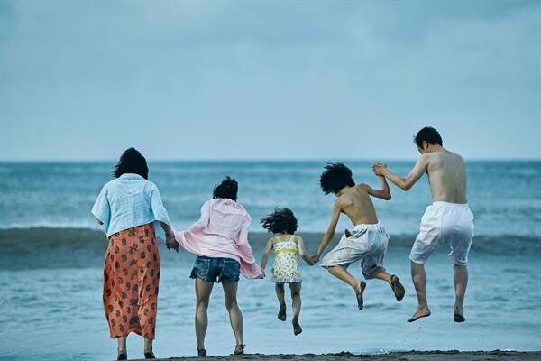 Movie Guide: คุยกับ “ ริวโตะ คอนโดะ “ ตากล้องหนัง SHOPLIFTERS เจ้าของรางวัลปาล์มทองคำจากเมืองคานส์ หนังถ่ายทำด้วยฟิล์ม 35 มม. ตลอดทั้งเรื่อง