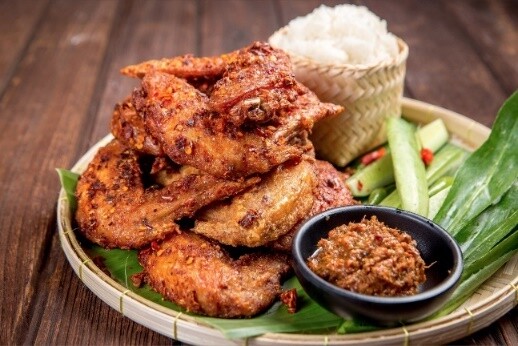 ร้านอาหารอีสาน “ตำมั่ว” เปิดตัว 3 เมนูล่าสุด ไก่กระด้ง - หมูร้อยตอก - ปลาส้มตำมั่ว นำเสนอภูมิปัญญาไทยแท้ผ่านมิติใหม่ของการปรุงรสด้วยสูตรเฉพาะจากตำมั่ว