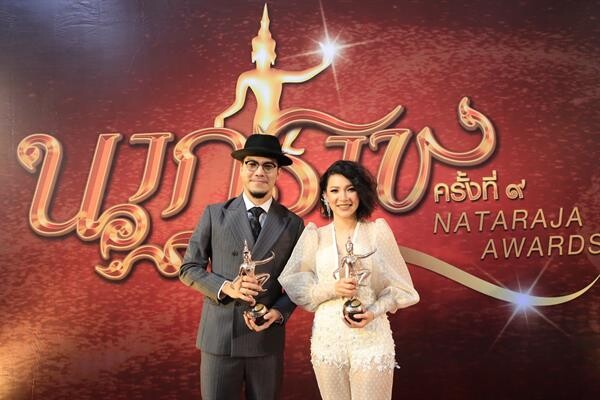 ภาพข่าว: “พุธทอล์ค พุธโทร” คว้า 2 รางวัลนาฏราช