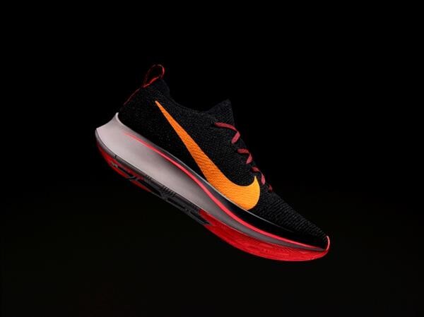 รองเท้าวิ่งไนกี้ ซูม ฟลาย ฟลายนิต (Nike Zoom Fly Flyknit)