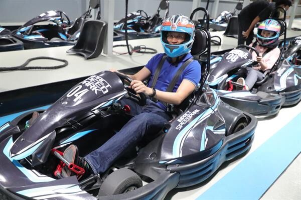 ทีเอ็มบี ให้ลูกค้า 'ได้มากกว่า’ จัดกิจกรรม “TMB Exclusive Kart Challenge” วัดความเร็วในสนามแข่งรถโกคาร์ท สุดประทับใจในค่ำคืนแห่งความสนุกท้าทาย