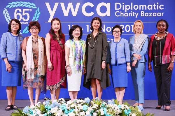 ภาพข่าว: 65th YWCA Diplomatic Charity Bazaar 2018	