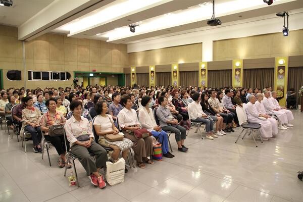 แม่ชีศันสนีย์ เสถียรสุต เปิดเคล็ดลับสู้โรคร้าย“ให้โอกาสตัวเองคุยกับร่างกาย และฝึกจิตสมาธิ จนอาการป่วยดีขึ้น”