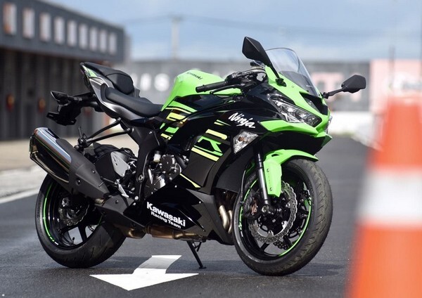 “คาวาซากิ” จัดใหญ่เปิดตัว “บิ๊กไบค์สายพันธุ์แรง” NINJA ZX-6R และ NINJA 400 ปี 2019