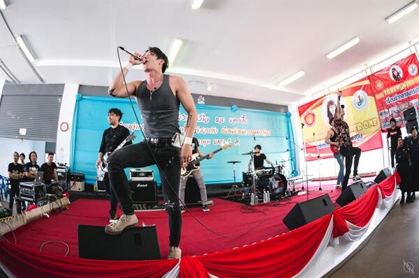 ทีวีไกด์: รายการ “Sing Sing Sing” “โตโน่ & The Dust” ทำภารกิจในฝันโชว์คอนเสิร์ตในเรือนจำสุดประทับใจ!!