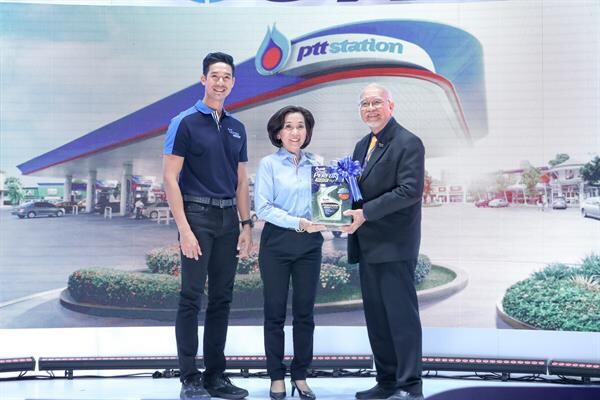 PTTOR เปิดตัว เวียร์ - ศุกลวัฒน์ พรีเซนเตอร์คนใหม่ของ PTT UltraForce Diesel ในงาน Motor Expo 2018