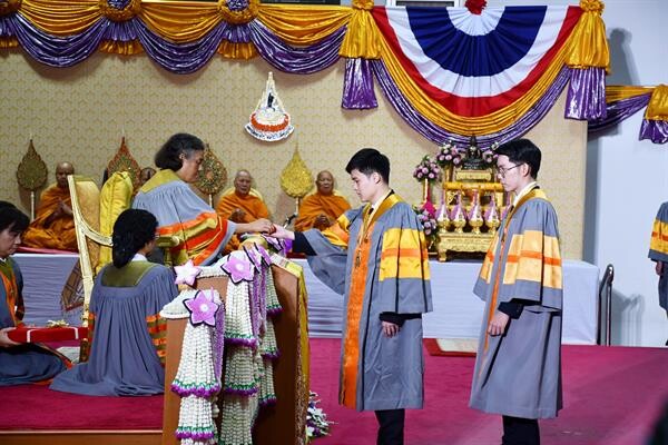 สถาบันการบินพลเรือน ร่วมพิธีพระราชทานปริญญาบัตร ประจำปีการศึกษา 2560