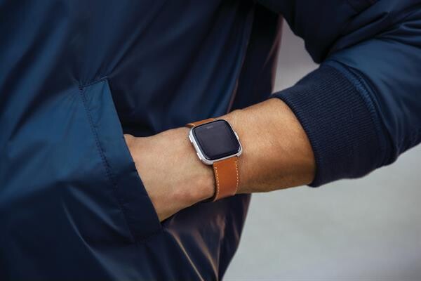 ฟิตบิทเริ่มปล่อย Fitbit OS 3.0 ขนแอปฯ และ Developer Tools เอาใจผู้ใช้และนักพัฒนา ยกระดับประสบการณ์สมาร์ทวอทช์เพื่อสุขภาพพร้อมให้ดาวน์โหลดและอัปเดตแล้ววันนี้