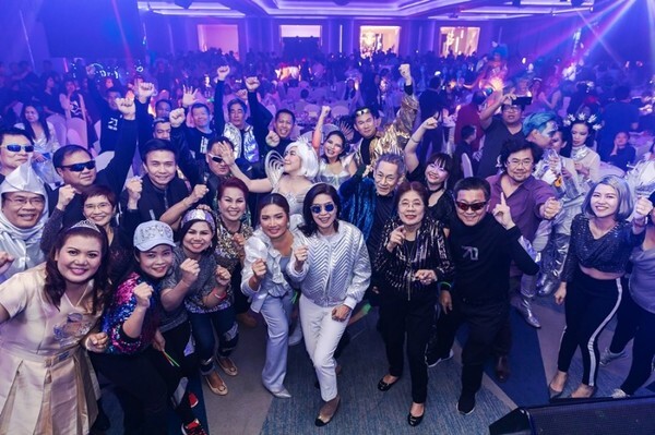 ภาพข่าว: OCEAN LIFE ไทยสมุทร จัดงานเลี้ยงปีใหม่ “OCEAN Family Party 2019” ในธีม DIGILOVE ขอบคุณพนักงาน พร้อมฉลองครบรอบ 70 ปี	