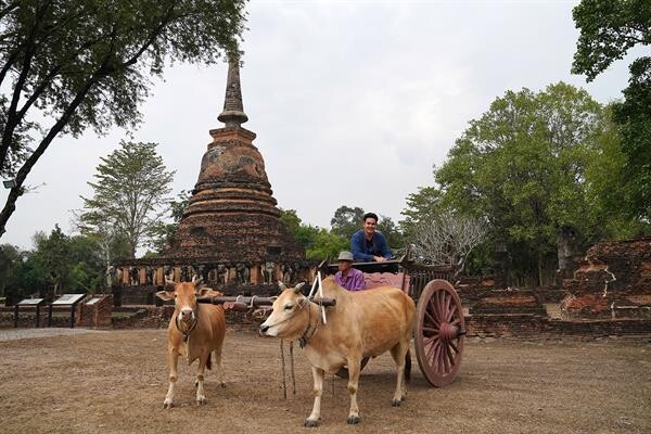 ทีวีไกด์: รายการ "สมุดโคจร On The Way" เที่ยวสุขใจ สัมผัสประวัติศาสตร์สุโขทัย