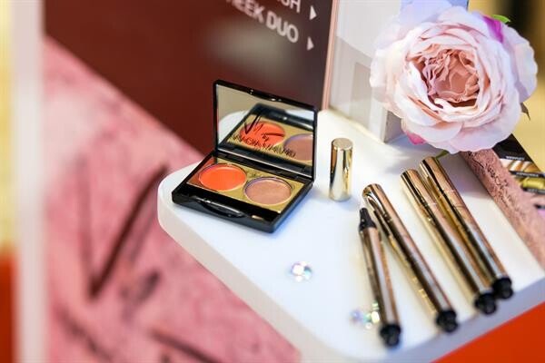 Vie Cosmetics x Natacha Maillard เปิดตัว  The GALA-GLOW Collection