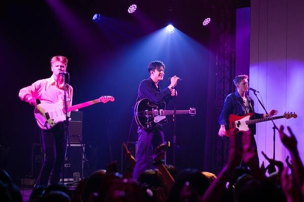 มันส์สุด!! ฟินสุด!!แฟนคลับเต้นสุดเหวี่ยง!! กับคอนเสิร์ตแรกในไทย 'New Hope Club Love Again Tour In Bangkok’