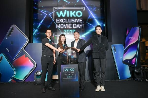 อัพเดทไลฟ์สไตล์คนดังในยุคดิจิทัลที่งานเปิดตัวแคมเปญ Wiko Exclusive Movie Day 2019 ที่เมเจอร์ ซีนีเพล็กซ์ กรุ้ป ร่วมกับ วีโก สมาร์ทโฟน จัดขึ้นเพื่อมอบประสบการณ์ที่ดีที่สุดให้กับลูกค้า