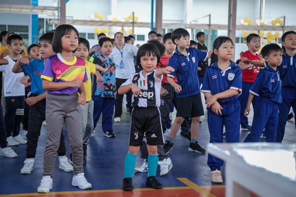 'สาธิตกรุงเทพธนบุรี’ ใส่ใจสุขภาพนักเรียน จัดกิจกรรม แอโรบิค หวังให้ช่วยพัฒนาสมอง