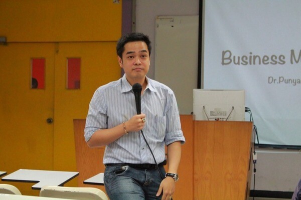 ติดอาวุธ! นศ.บัญชี ม.ศรีปทุม เรียนรู้ตัวแบบธุรกิจ Business Model Canvas