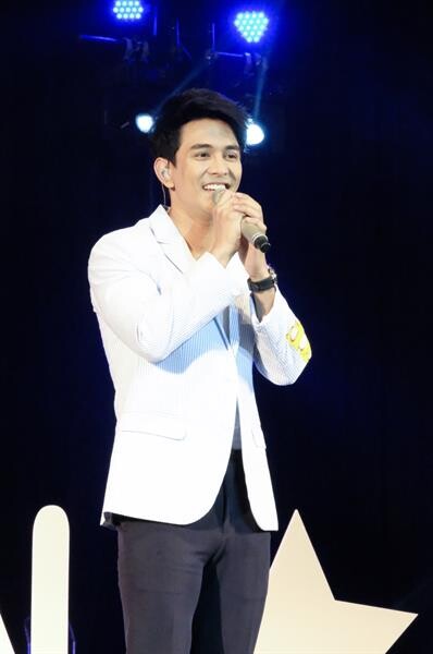 ครบรอบ9ปีในวงการบันเทิง “กัน-นภัทร” จัดงาน “9th Gun Napat Anniversary Charity Concert”