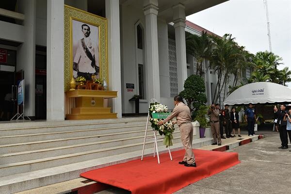 ม.อ.ตรัง ร่วมสักการะถวายพวงมาลา 'พระองค์เจ้ารพีพัฒนศักดิ์’ เนื่องในวันรพี ประจำปี 2562