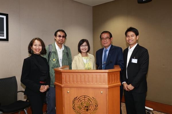 สมาคมบลูคาร์บอนโซไซตี้ ร่วมกับโครงการพัฒนาแห่งสหประชาชาติ (UNDP) จัดทำแผนแม่บทพัฒนาป่าชายเลนและระบบนิเวศชายฝั่งของจังหวัดเพชรบุรี